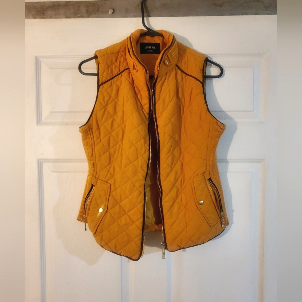 Active USA Women's Mustard Quilted Vest